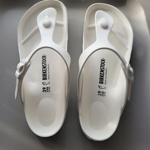 Birkenstock Gizeh Sandals